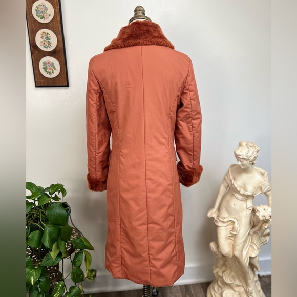 1960s Vintage Burnt Orange Long Mid Weight Coat With Faux Fur Collar - Picture 10 of 10